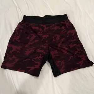 Lululemon THE Shorts - Camo - Large